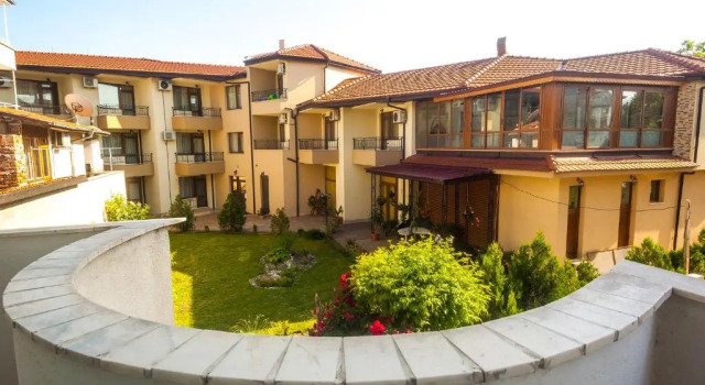 Апартаменты Ravda Bay Guest House