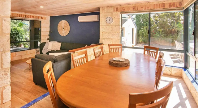 Sea Glass Beach House Gnarabup, Buchen Sie Hotel Gnarabup 