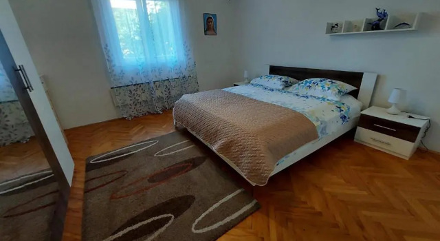 Spacious apartment Ita - near beach (terrace, sea view), Rezerwuj Apartament Hotele w Split-Dalmatia County z parkingiem, Parking