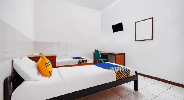 Standard Casal quarto Hotel O Sartika Inn Pati