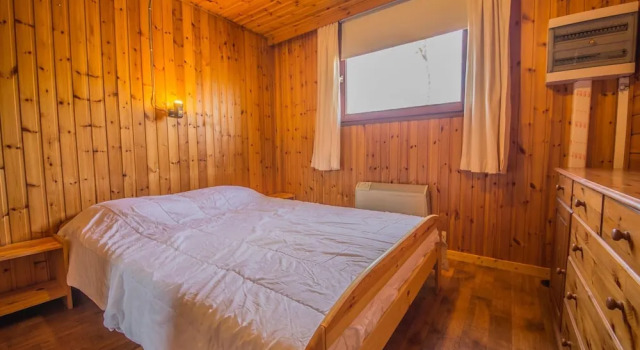 Ardennes Chalet Near Somme-leuze With Terrace
