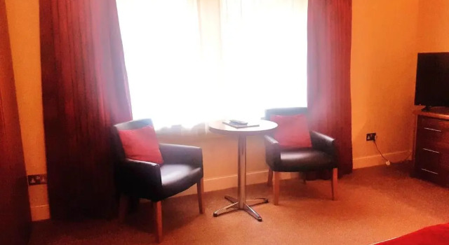 Трёхместный номер Standard Fairfield House Hotel
