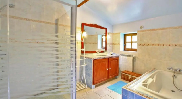 Gîte Proissans, 4 pièces, 6 personnes - FR-1-616-145, Book Hotel Hoteller i Proissans med parkering, Parkering
