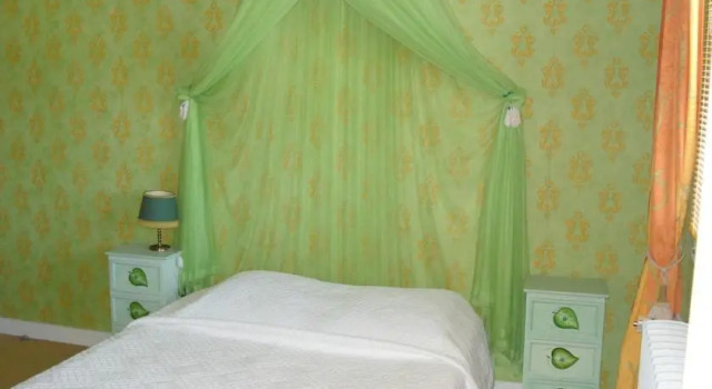Château de la Rolandière, Book Hotel  