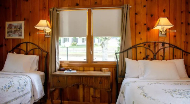 Двухместный номер Standard с видом на гавань Ludington Blue Spruce Inn