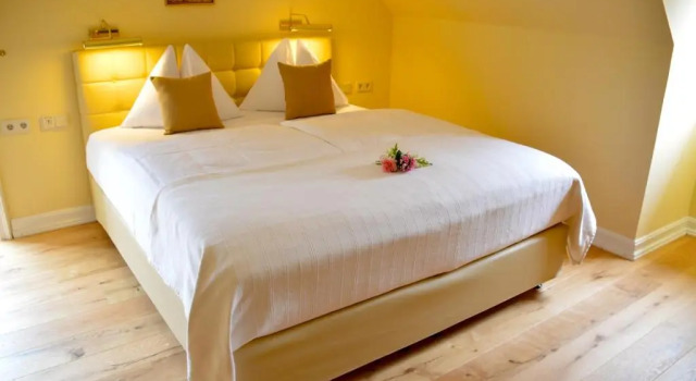 Полулюкс Hotel See-Villa