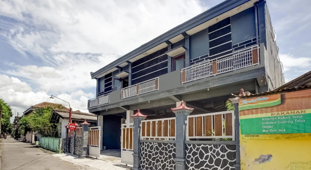 OYO 3220 Kost Putri Exclusive 272, Book Hotel Depok 