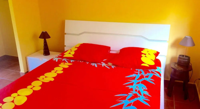 Bungalow With one Bedroom in Le Moule, With Wonderful sea View, Pool A, Prenota Hotel Hotel a Grande-Terre con piscina, Piscina