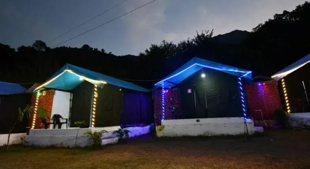 Mount River Valley Camping Resort, Prenota Campeggio Campeggi e glamping a Uttarakhand, Campeggio