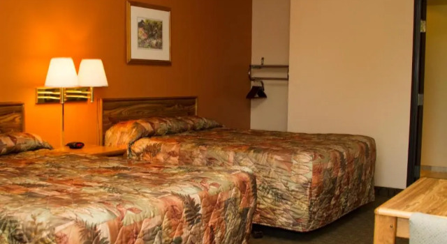 Двухместный номер Standard Cottonwood Inn & Suites