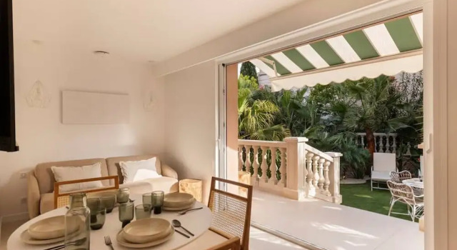 Апартаменты Carla Rosa 4 Apartement Giardino - 2 BDR Piscine
