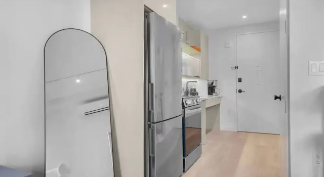 Студия Comfort Chic Brooklyn Stay Steps to G Train