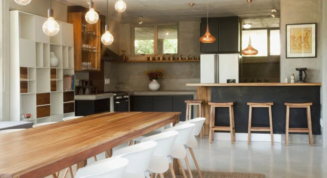 Коттедж Comfort с 6 комнатами Red Box Villa