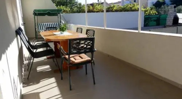 Holiday Home Zdena, 预订 酒店 特里布恩 Sibenik-Knin County