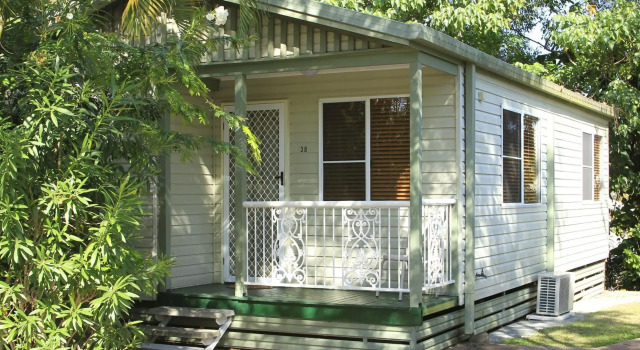 Семейная вилла Classic Ashmore Palms Holiday Village