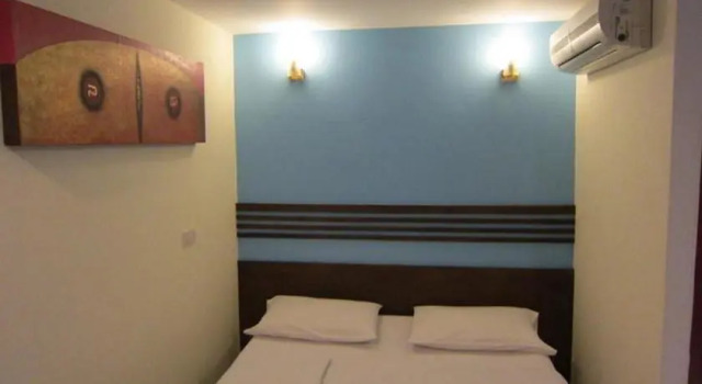 18 Coins Inn