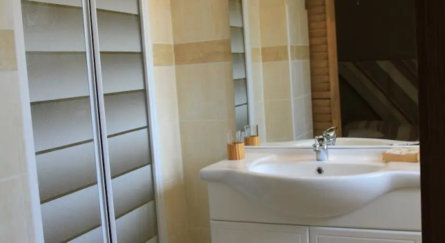 Le Clos Du Bonheur, Prenota Locanda Motel a Valchiusa, Motel