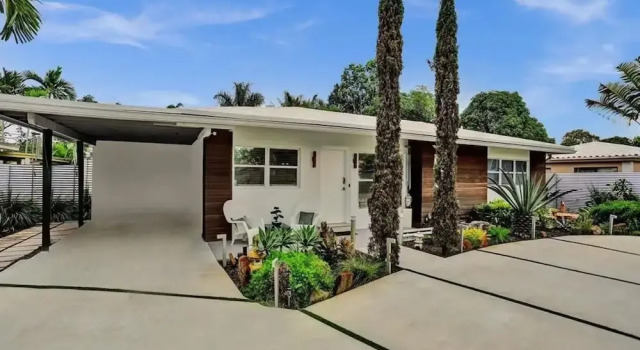Коттедж Buddha House 3BR 2BA Home -lush Backyard
