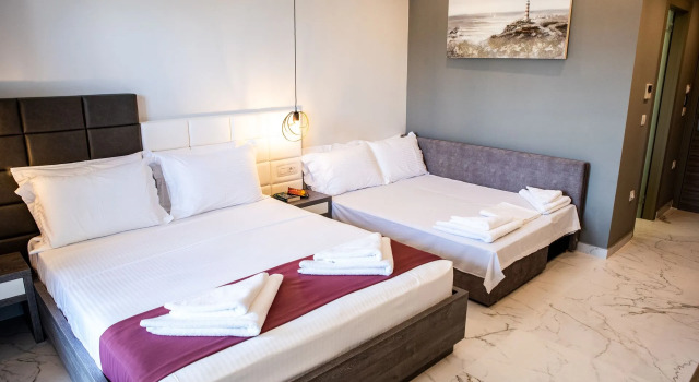 Четырёхместный номер Lagaria Hotel