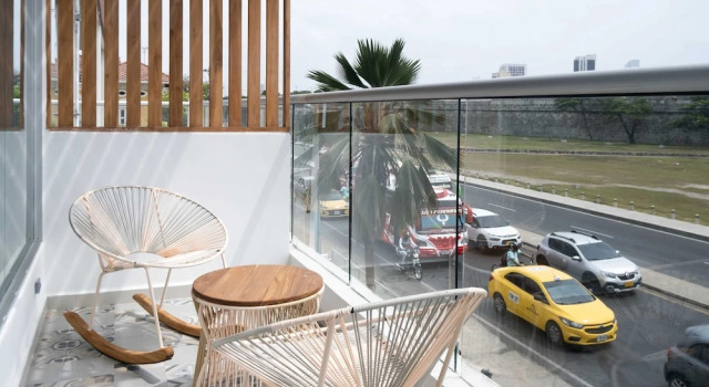 w Bright 1BR w Ocean View Near C Amurallada