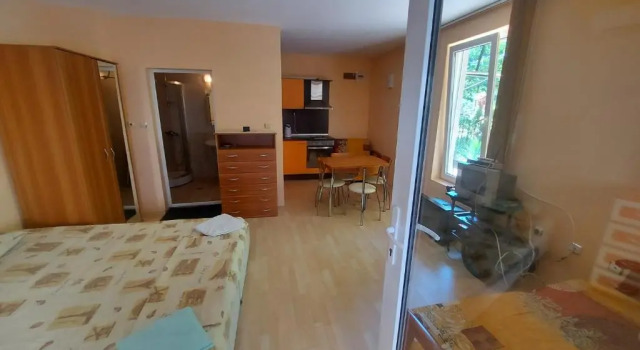 Stella Polaris 1 Apartment ground floor, Забронировать Апартаменты/квартира Отели Солнечного берега с бассейном, рядом с Клуб GRAND, Бассейн