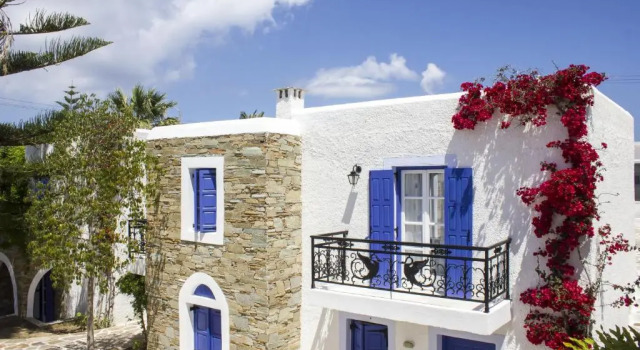 Naxos Holidays