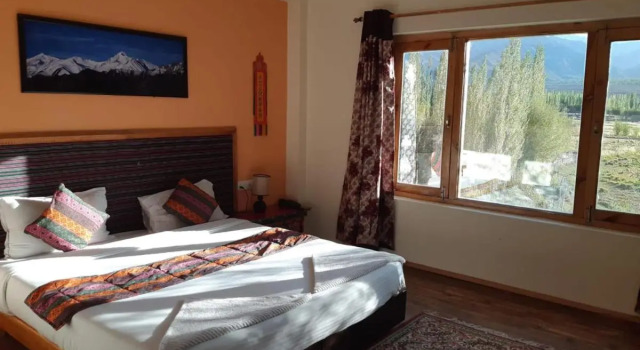 Ratna Hotel Ladakh, Забронировать Отель Отели Джамму и Кашмира с завтраком, Завтраки
