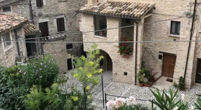 Апартаменты Beautiful residence, sleeps 6, a free breakfast