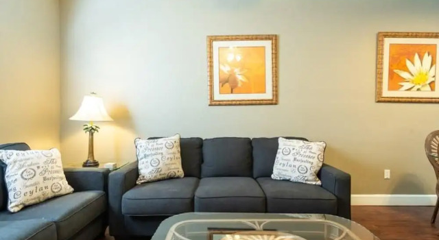 Lucaya 3 Bedroom 2 Bath First Floor Townhome, Rezerwuj Willa Hotele w Kissimmee z parkingiem, Parking
