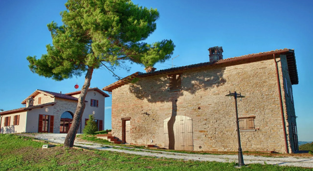 Spacious Mansion in Sant'Angelo in Vado with Pool, Rezervovat Apartmán  