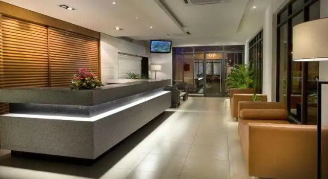 Gloria Swiss Hotel & Apartment Sandakan, Boek Hotel Goedkope hotels in Borneo