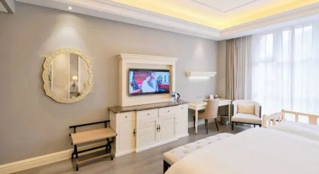 Семейный номер Deluxe с красивым видом из окна Yin Run Jin Jiang Castle Hotel