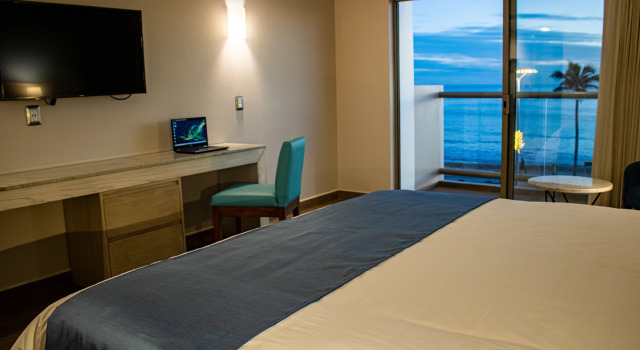 Varali Grand Hotel