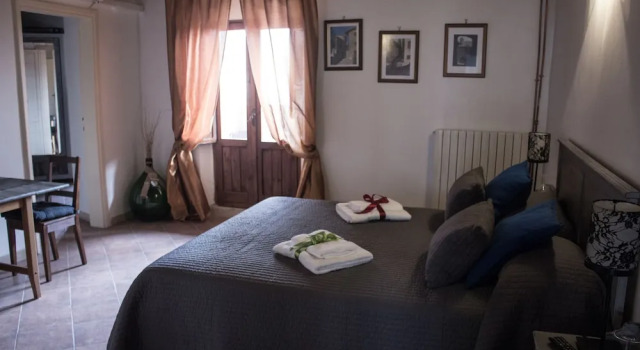 Camera Executive La Mora Exclusive