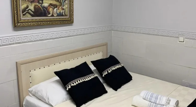 Economy Vierpersoonskamer antik sofia hotel