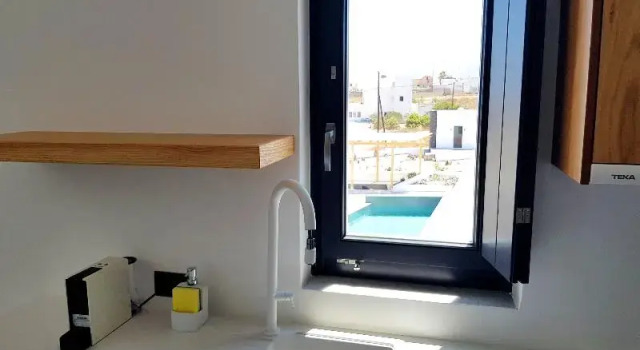 Полулюкс с балконом и с видом на море myLithos Suites