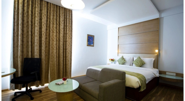 Двухместный люкс Hotel Tulip Bangalore