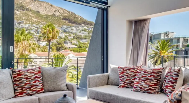 Incredible Penthouse w City Mountain Views Belle Vue Penthouse, Забронировать Отель Отели Cape Peninsula с парковкой, Парковка