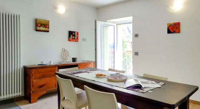 Casa Rosalba (LMZ153), Book Hotel Novate Mezzola Lombardiet