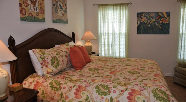 211 Blue Heron - Three Bedroom Townhome