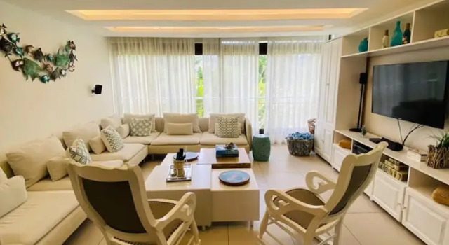 Cozy 3 Bedroom Penthouse in Playa Bonita