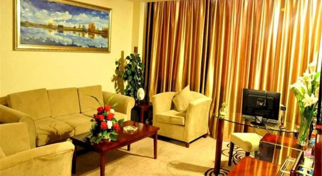 Erdos Sunshine Lateqi Ost Hotel, Book Hotel Hotels in Inner Mongolia with Parking, Parking