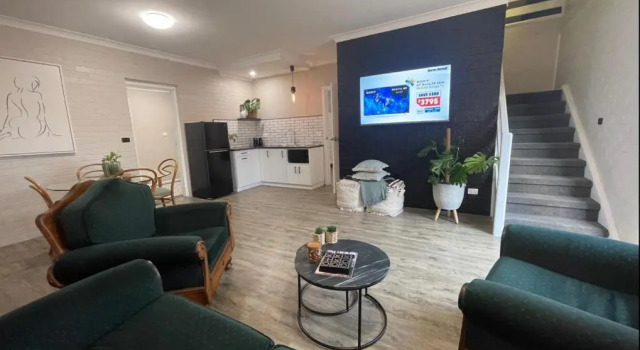 Студия Country Leisure Motor Inn