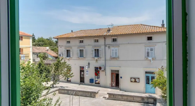 Lovely 15th Century Apartment in Osor, Prenota Appartamento Hotel a Isole Quarnerine con parcheggio, Parcheggio