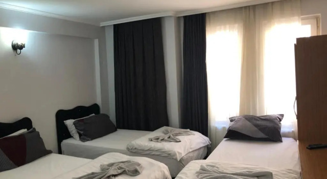 Трёхместный номер Reydel Hotel
