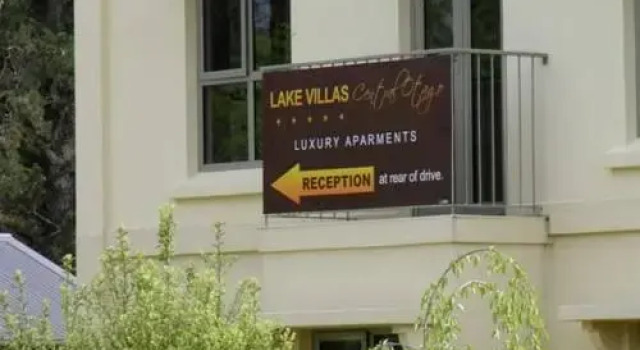Lake Villas