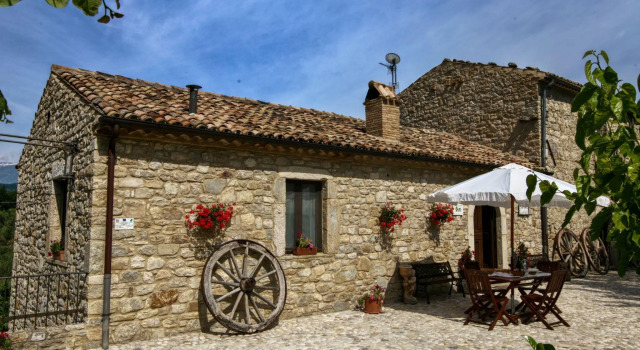 Holiday Home Morus Bomba, Rezerwuj Dom wakacyjny Bomba Abruzja