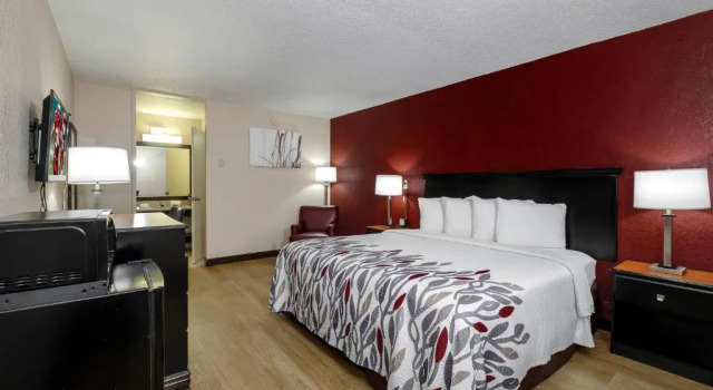 Двухместный номер Superior с видом на бассейн Red Roof Inn Hot Springs