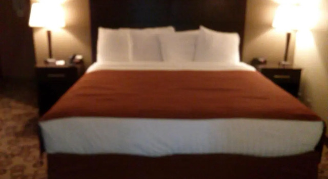 Номер Standard AmericInn by Wyndham Blue Earth
