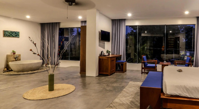 Люкс Grand Chez Moi Suite and Spa